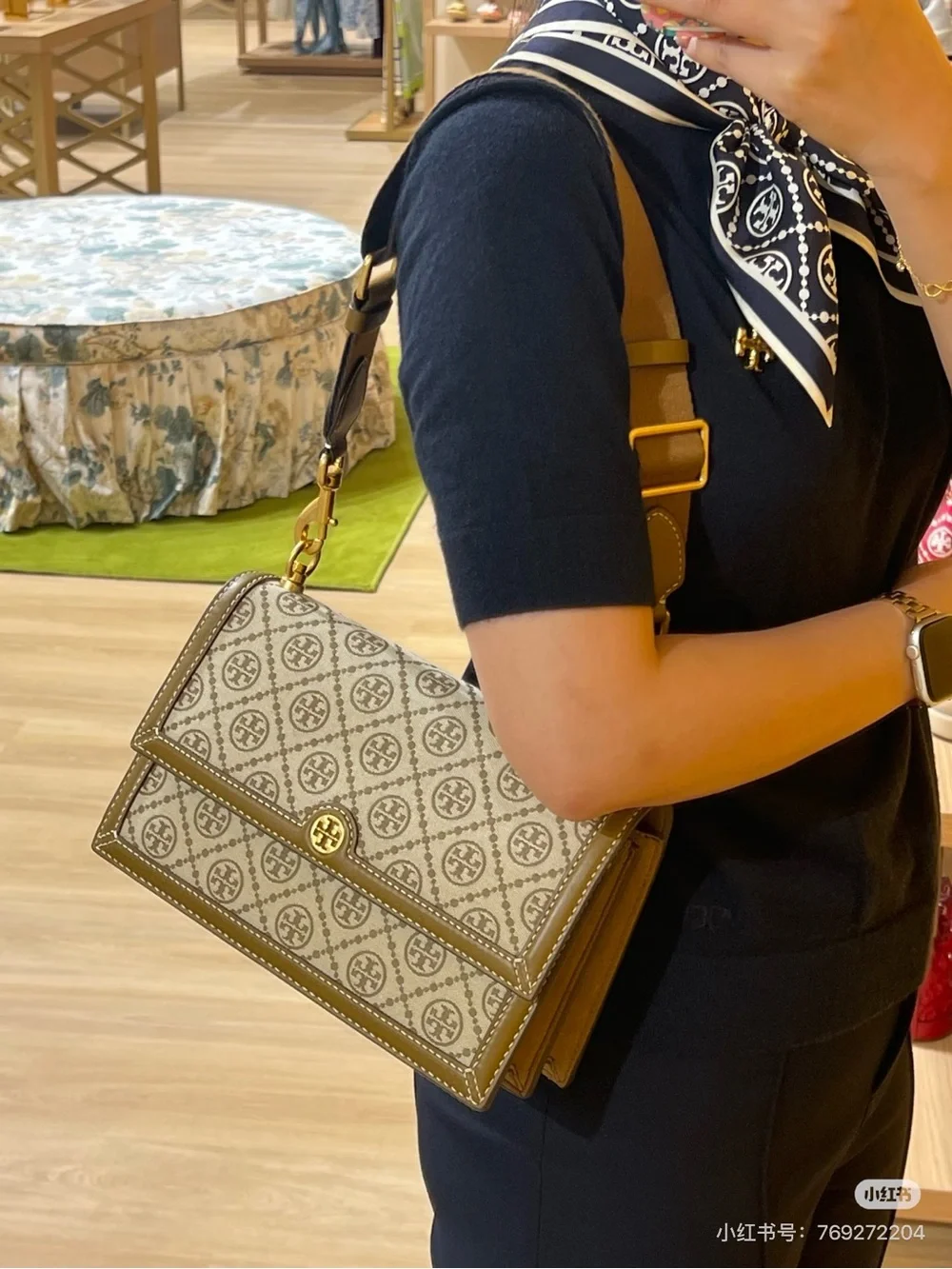 NWT Tory Burch 81863 T MONOGRAM SHOULDER BAG Hazelnut